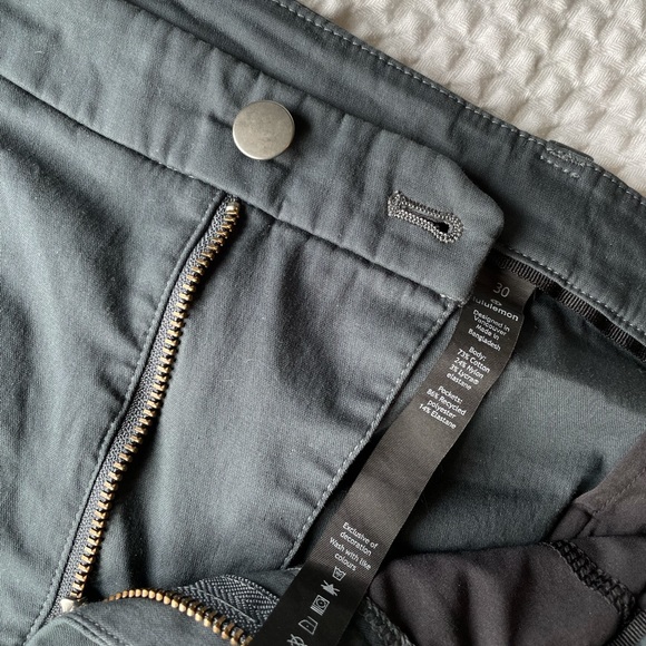 COPY - Men’s Lulu lemon commission pant - Picture 3 of 3